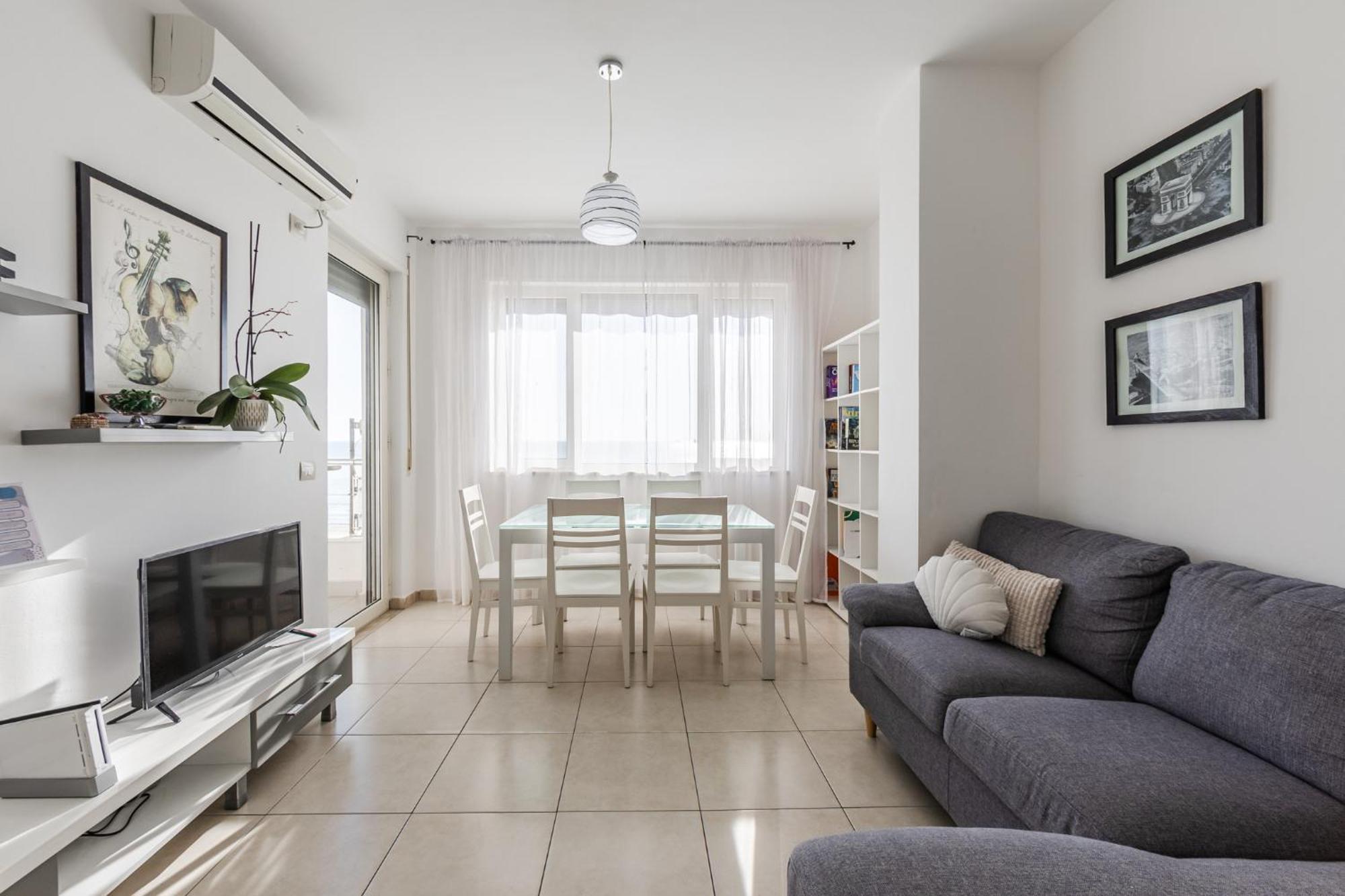 The Beachfront Apartment Дуррес Экстерьер фото